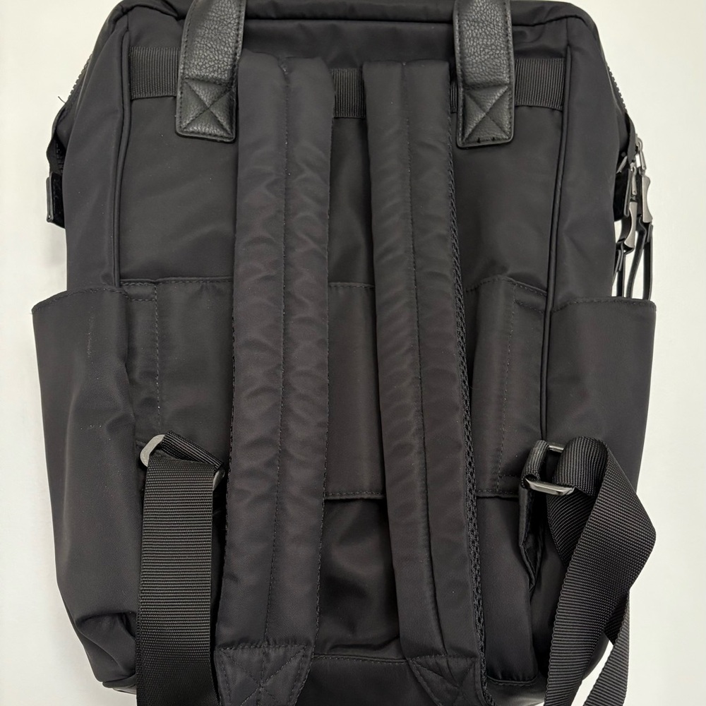 Baggallini Black Laptop Backpack - Picture 5 of 9